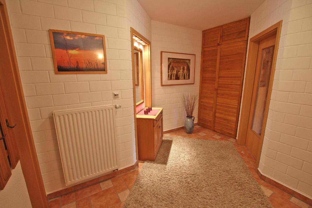 Ferienwohnung Neustrelitz See 7701 Екстериор снимка